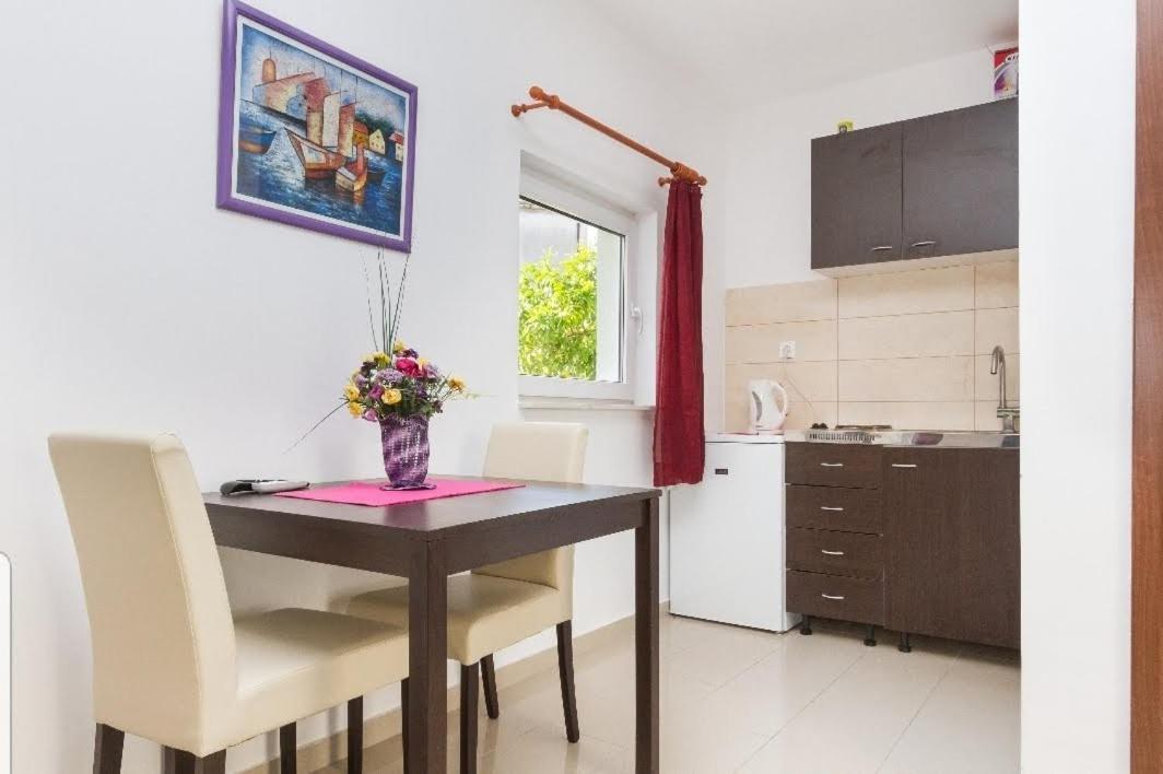 Nala Apartments สปลิท ภายนอก รูปภาพ