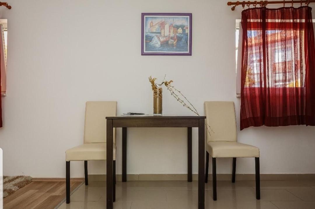 Nala Apartments สปลิท ภายนอก รูปภาพ