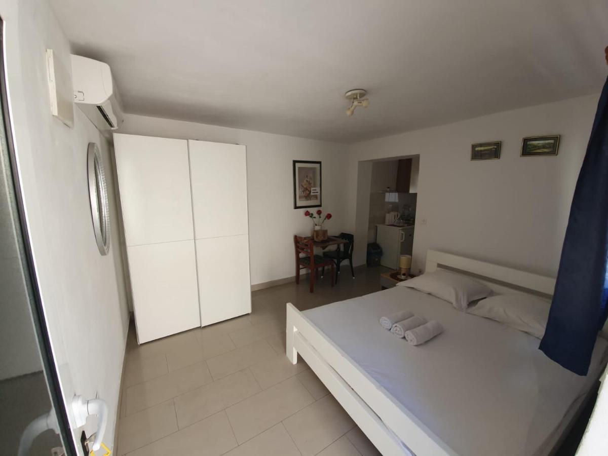 Nala Apartments สปลิท ภายนอก รูปภาพ
